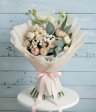 Букет цветов из:  Розы и Лизиантусы #REPLACE_PRED# Посевной