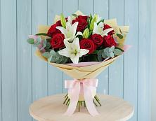 Букет цветов из:  Лилии и Розы в Посевной