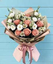 Букет цветов из:  Розы, Альстромерии и Лизиантусы в Посевной