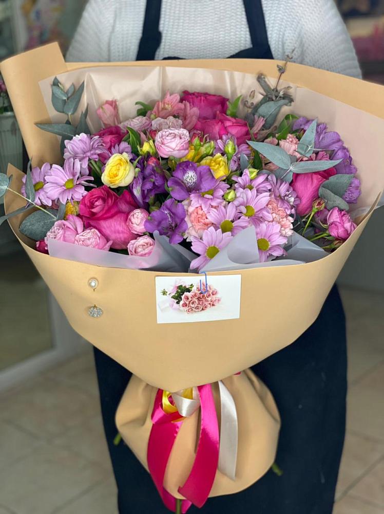 Букет цветов из: Хризантемы, Гвоздики и Альстромерии в Посевной