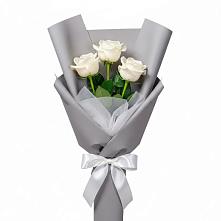 Букет 3 белые розы в Посевной