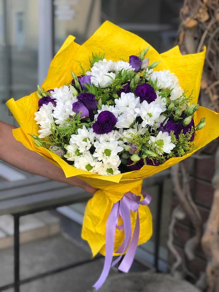 Букет цветов из: Ирисы, Хризантемы и Ромашки в Посевной
