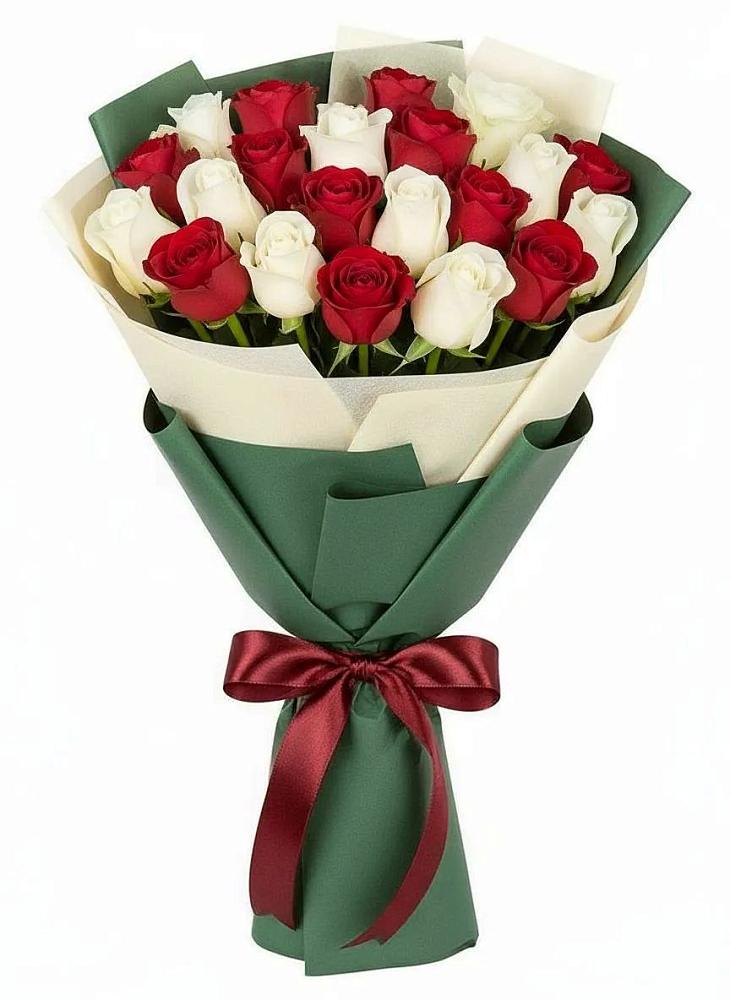 Букет Микс из красных и белых роз в Посевной