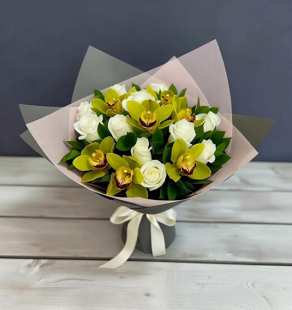 Букет цветов из: Орхидеи и Розы в Посевной