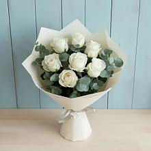 Букет Белые розы в Эвкалипте в Посевной