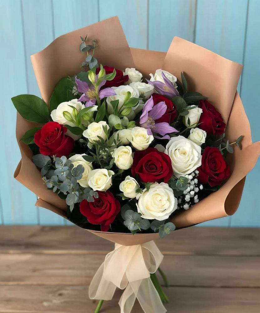 Букет цветов из: Розы и Альстромерии в Посевной