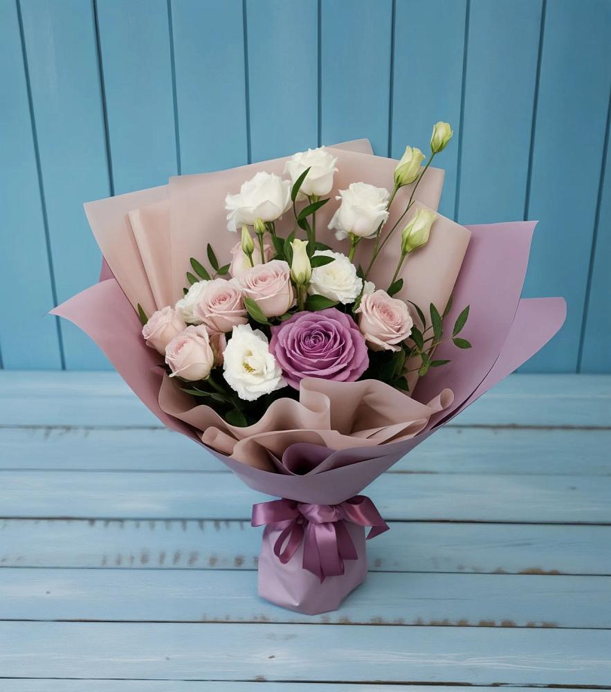 Букет цветов из: Розы и Лизиантусы в Посевной